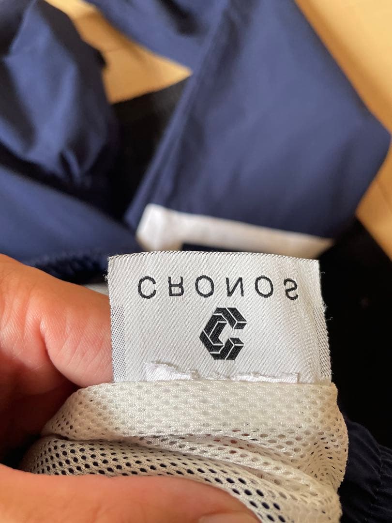 美品　CRONOS クロノス　ナイロンパンツ　ネイビー