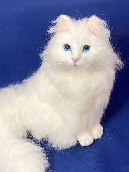 mia サンプルページ ノルウェージャンフォレスト 置物 猫 長毛種