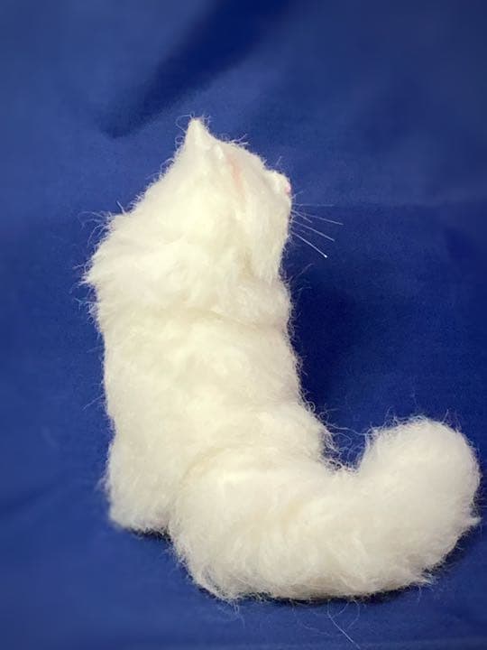 mia サンプルページ ノルウェージャンフォレスト 置物 猫 長毛種