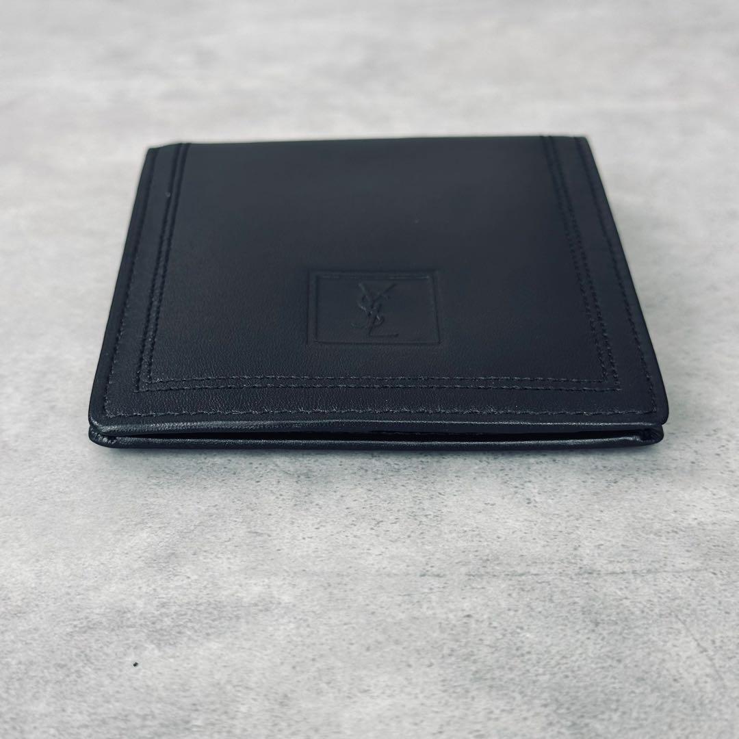 未使用訳あり✨Yves Saint Laurent YSLロゴ　二つ折り財布