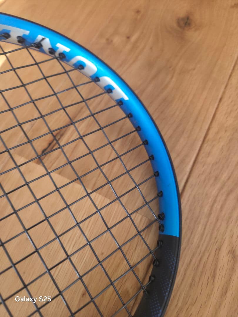 ダンロップ　 FX500Is　テニスラケット グリップ2