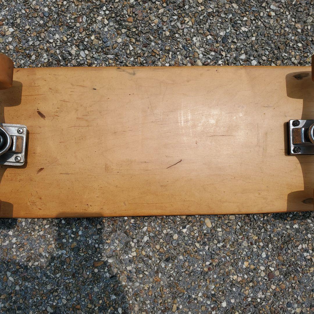 DEUX NEE 中古 Carverタイプトラック搭載 サーフスケートボード