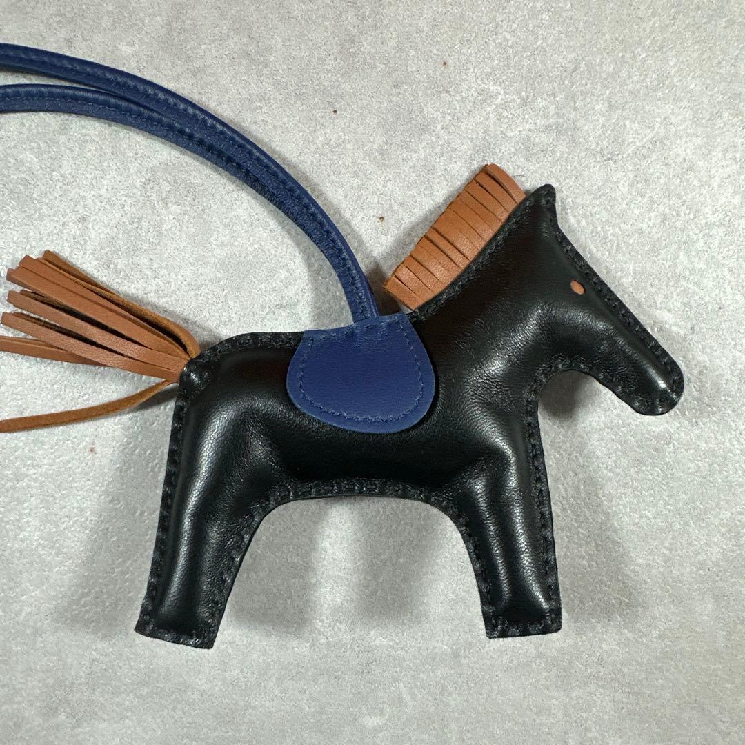 HERMES エルメス ロデオチャーム AMノアール ゴールド ブルーサフィール