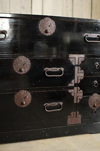 綺麗な丸金具庄内箪笥　抽斗6杯　タンス　収納　古家具　古民家　時代家具