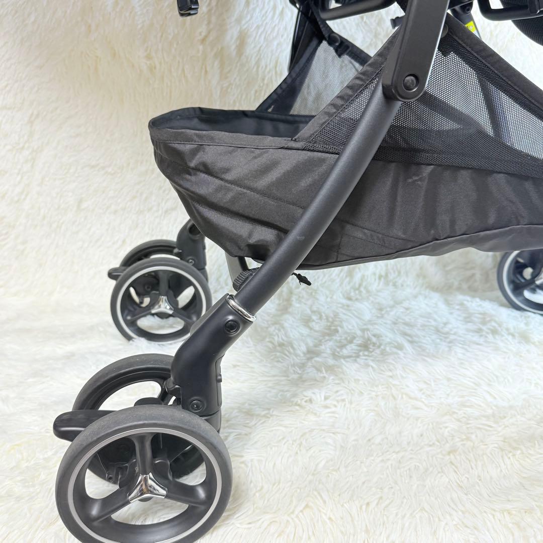 美品 Aprica ラクーナクッションフリー上位モデル