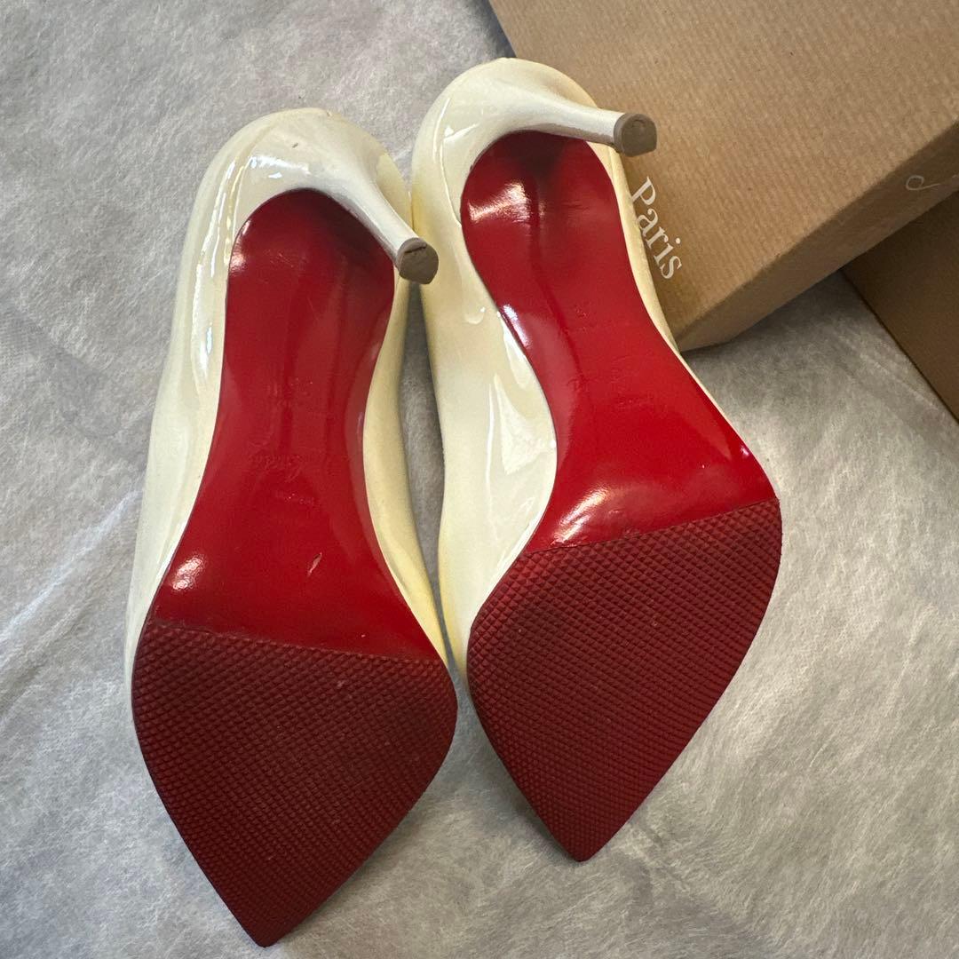 Christian Louboutin ホワイトハイヒール