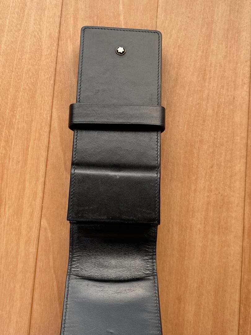 モンブラン Montblanc ブラック　レザー 本革　ペンケース ３本用３本差
