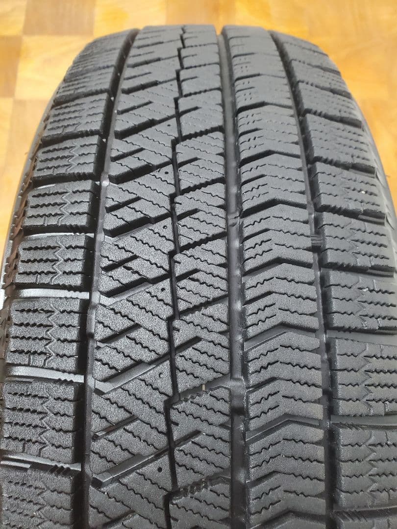 185/60R15 スタッドレス ブリヂストン VRX2