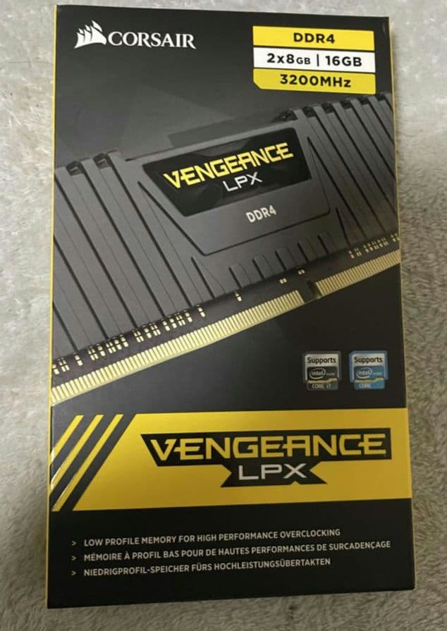 corsair DDR4 3200 8GB ×2 計 16GB