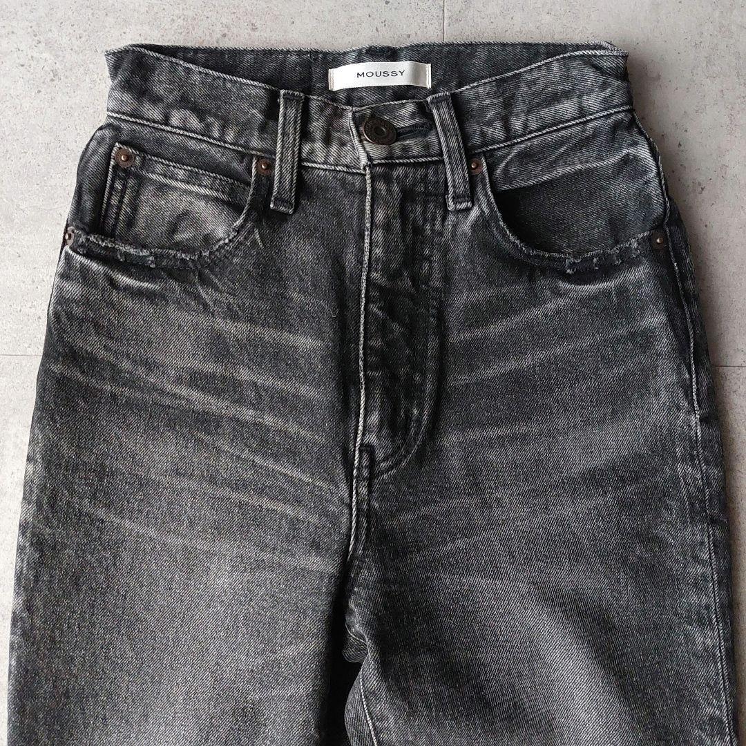 美品 MOUSSY MVS BLACK FLARE 23 マウジー フレアデニム