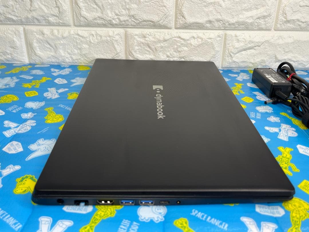 i7 16GB 512GB Dynabook P55/FS 15.6型ノートPC