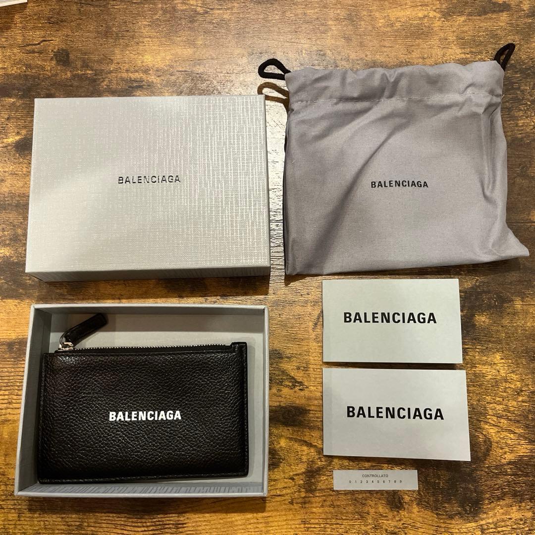 BALENCIAGA ブラック レザー ケース