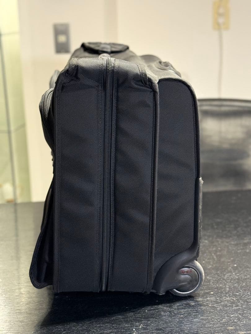 TUMI ブラック キャリーケース 22031DH 大型キャリー