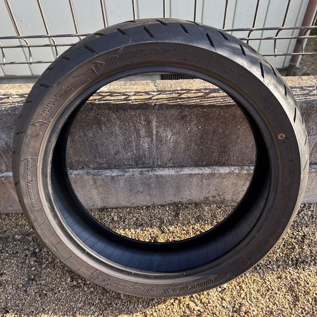 zx25r純正タイヤ DUNLOP SPORTMAX GPR-300