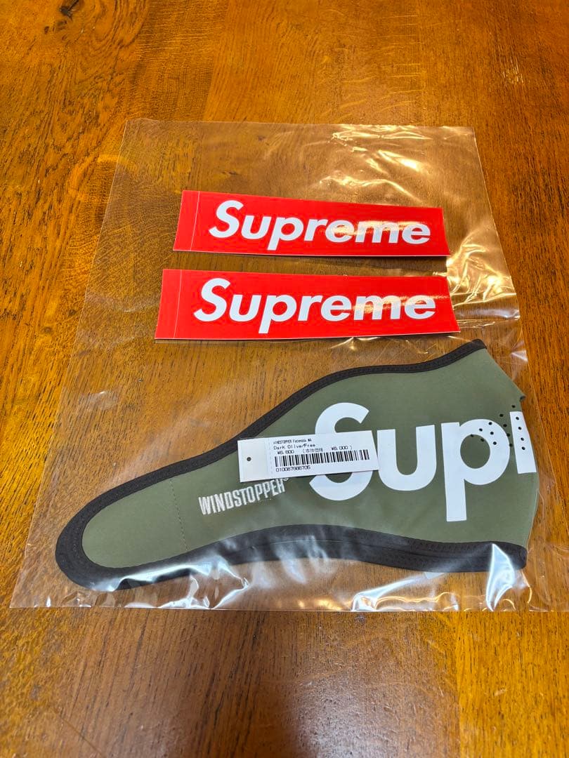 衛生医療用品・救急用品 Supreme WINDSTOPPER Facemask Dark Olive