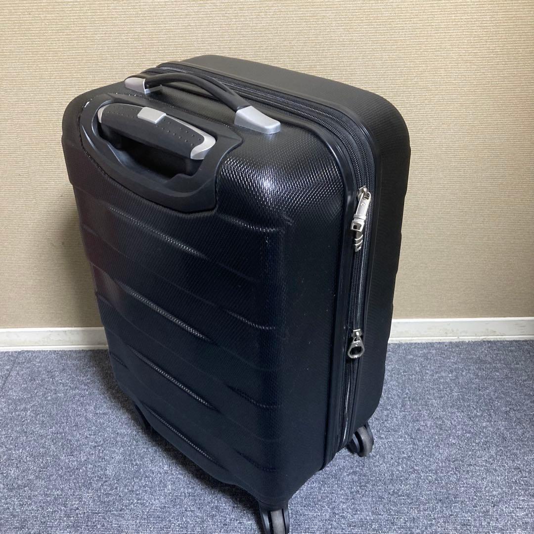 美品　サムソナイト　4輪キャリー　機内持ち込み可　34L