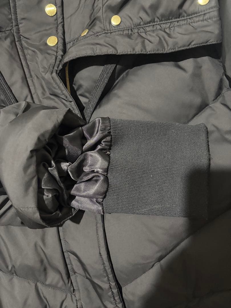本日だけ値下げ！　 COLE HAAN フード付き ブラックダウンジャケット