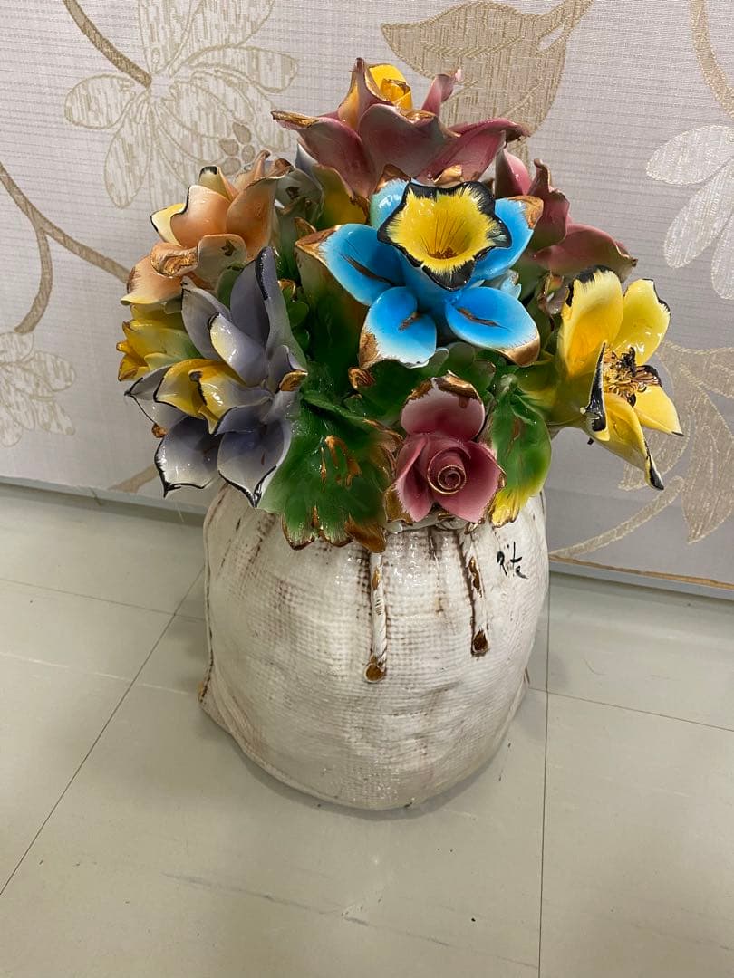 おしゃれな陶器　お花