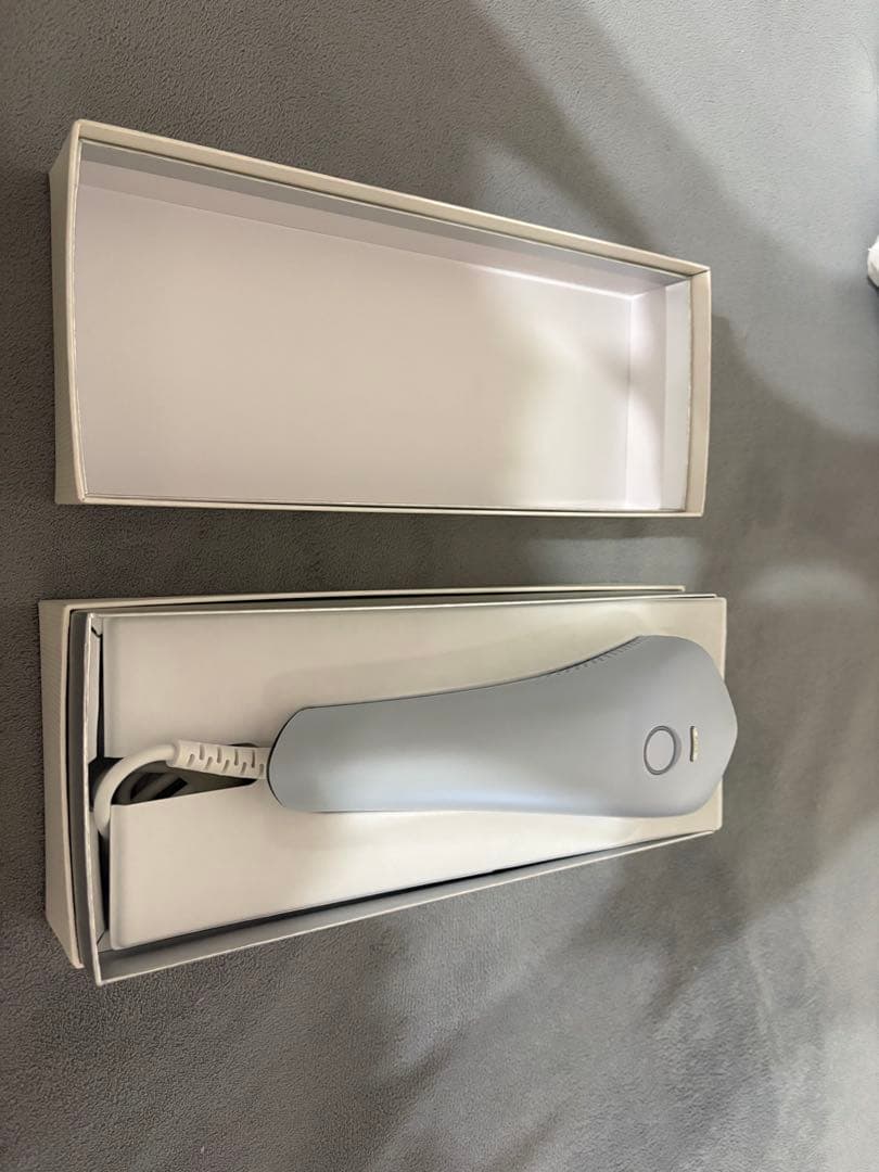 [ニャー]ReFa 脱毛器 本体と付属品　RE-BD 冷却機能付き