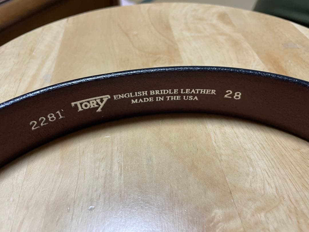 TORY LEATHER Hoof Pick Belt 28 ニットさん着用