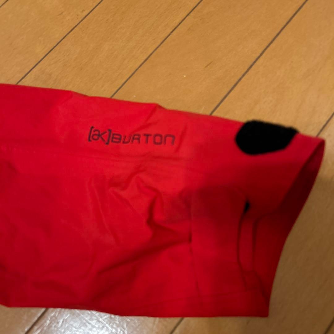 Burton ak X-small Goretex 上のみ