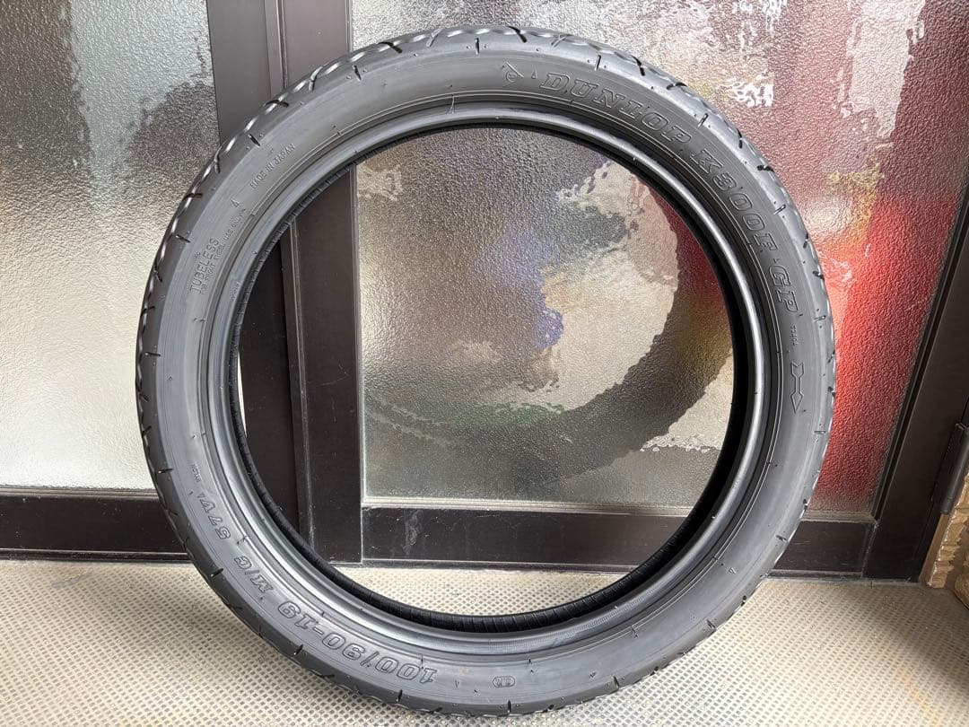 ダンロップ K300GP 100/90-19 130/80-18 TL 前後
