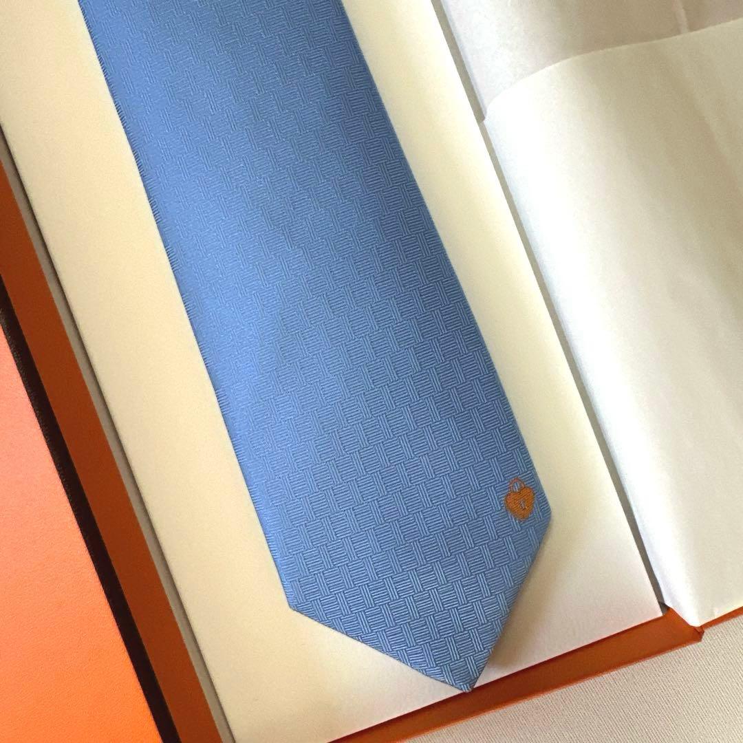 エルメス ネクタイ 《ラ・クレ・デュ・ボヌール》新品 未使用
