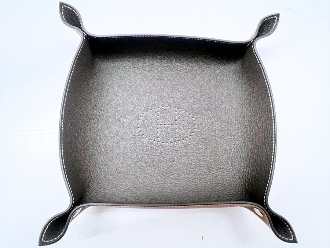美品　エルメス　ヴィドポッシュ　ミーズ　エ　ルランス　小物入れ　25ｃｍ　Ｙ