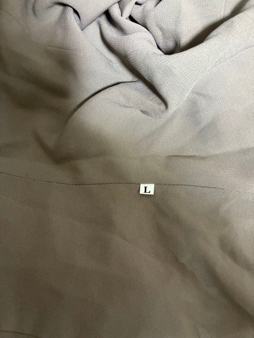 フラメンコ衣装　トップス　ブラウス　 ライトグレー　立体水玉生地　Lサイズ