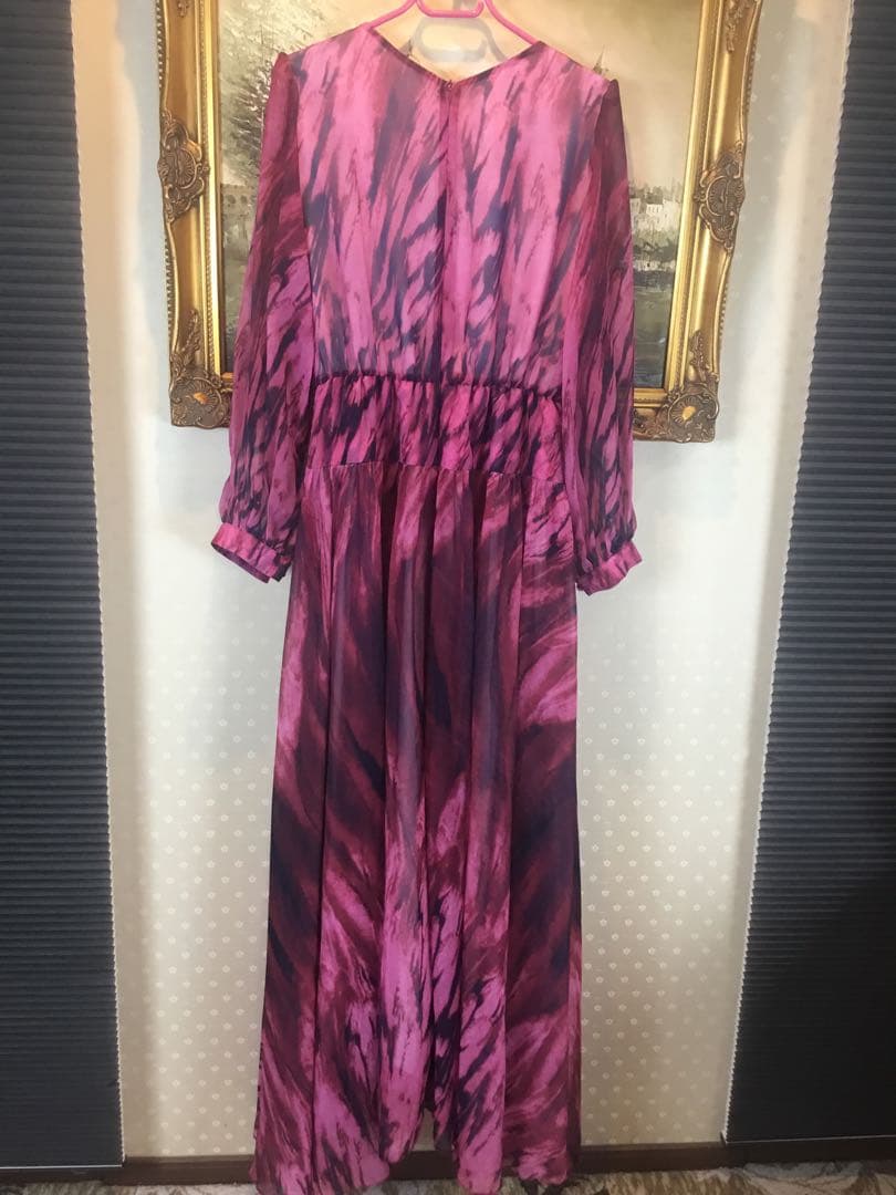 新品☆ ロングワンピース