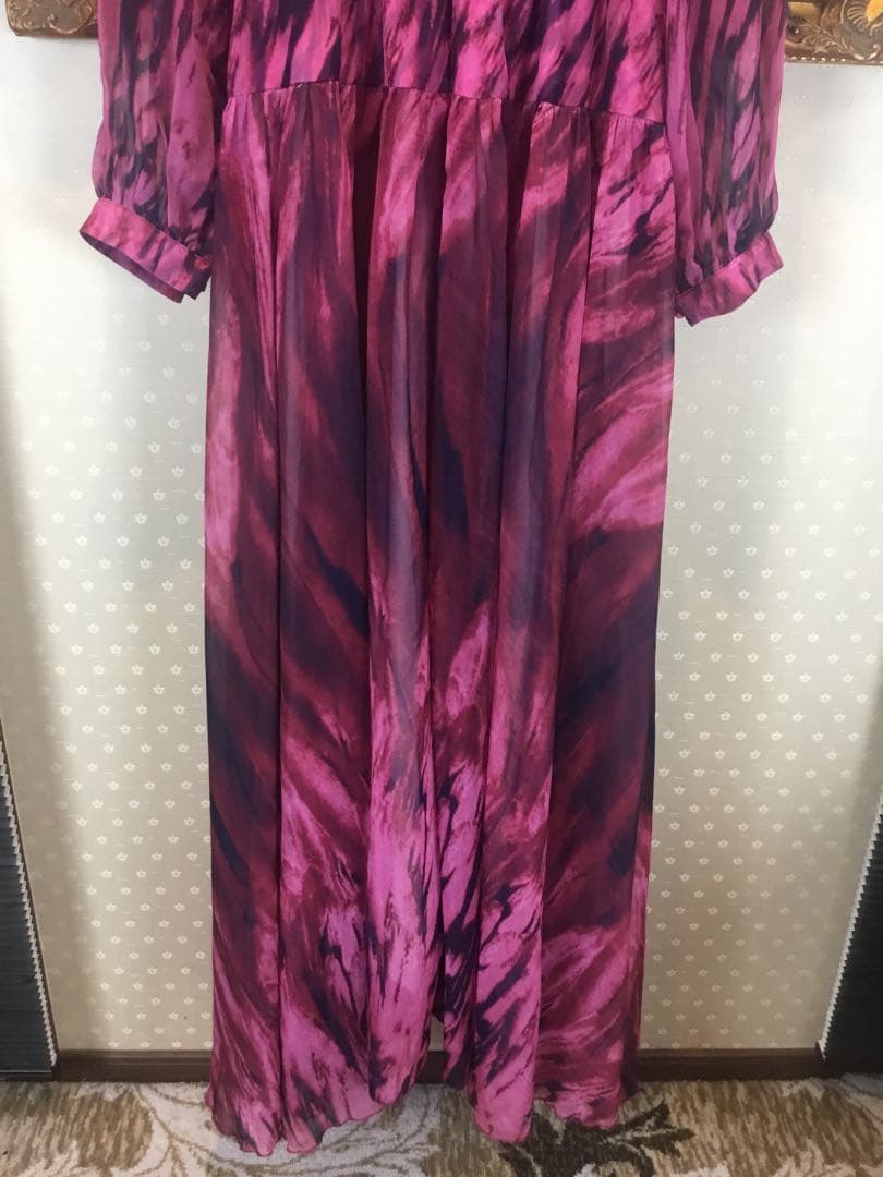 新品☆ ロングワンピース