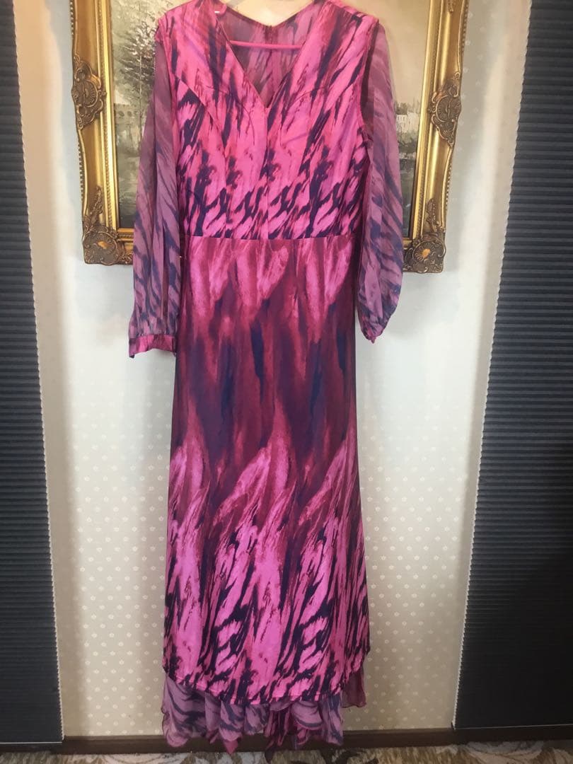 新品☆ ロングワンピース