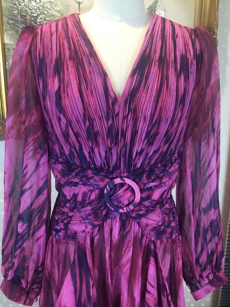 新品☆ ロングワンピース