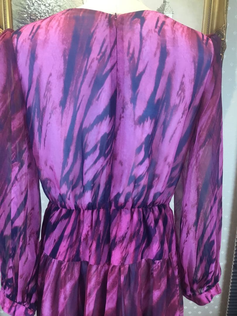 新品☆ ロングワンピース