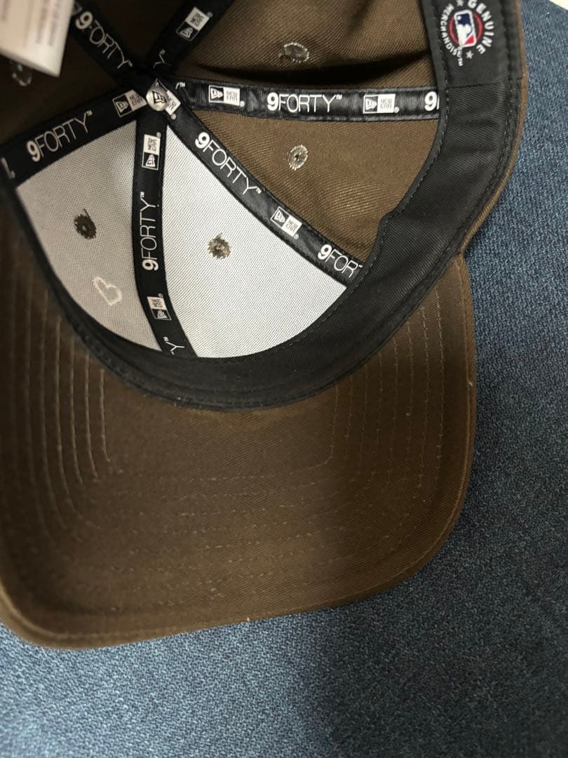 BASICKS NEWERA ブラウン　山田涼介　着用