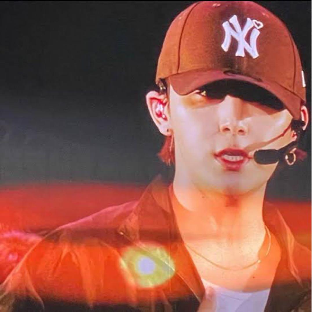 BASICKS NEWERA ブラウン　山田涼介　着用
