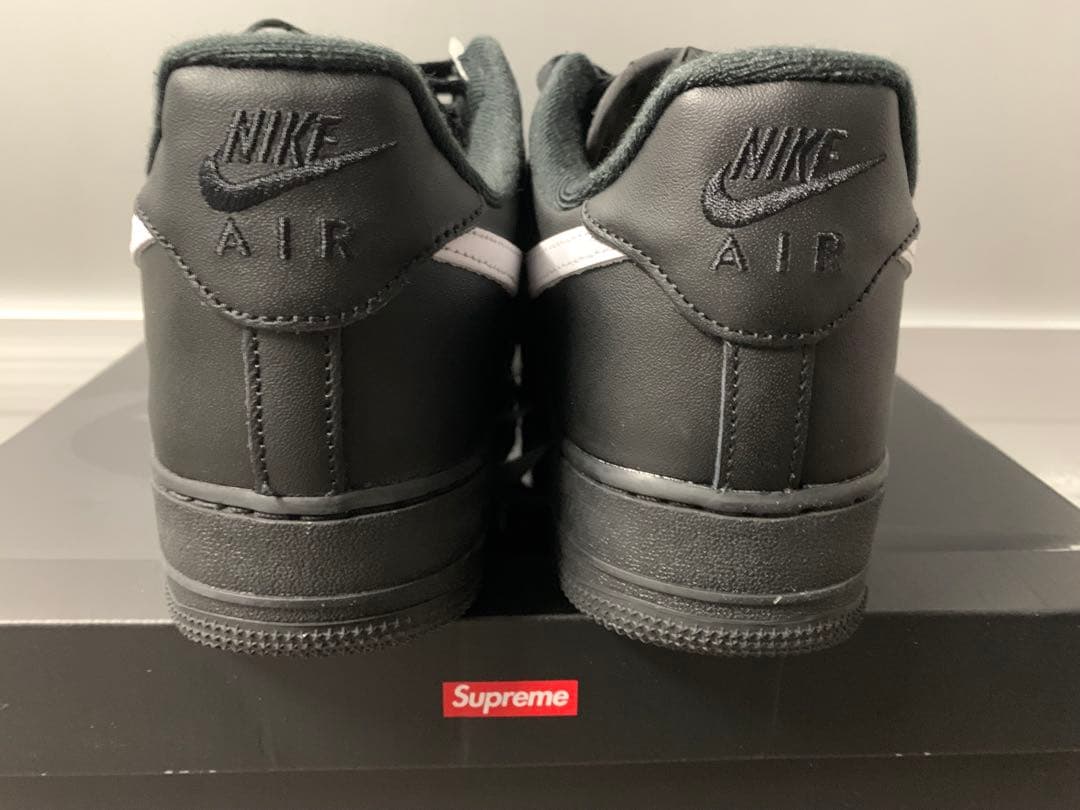 Supreme Nike Air Force 1 ブラック　27