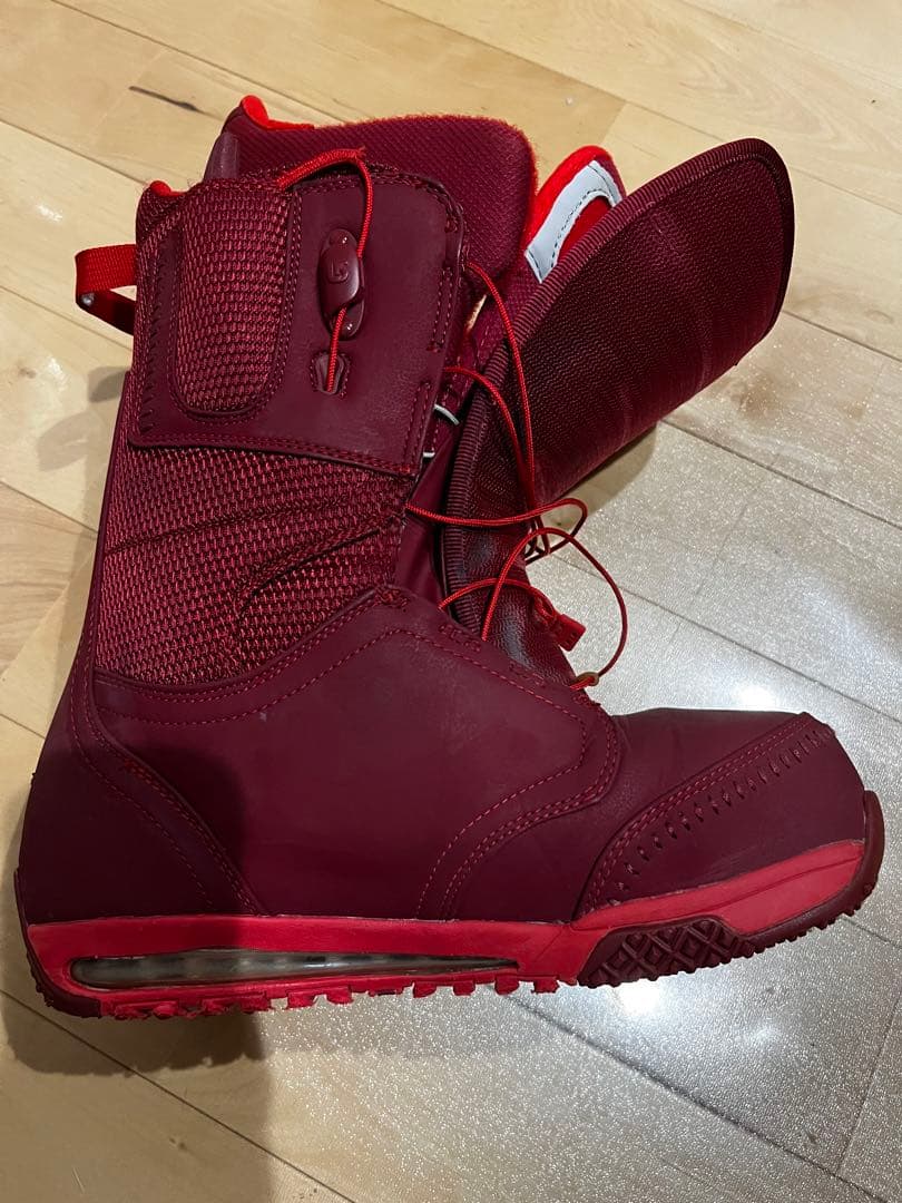 Burton スノーブーツ赤
