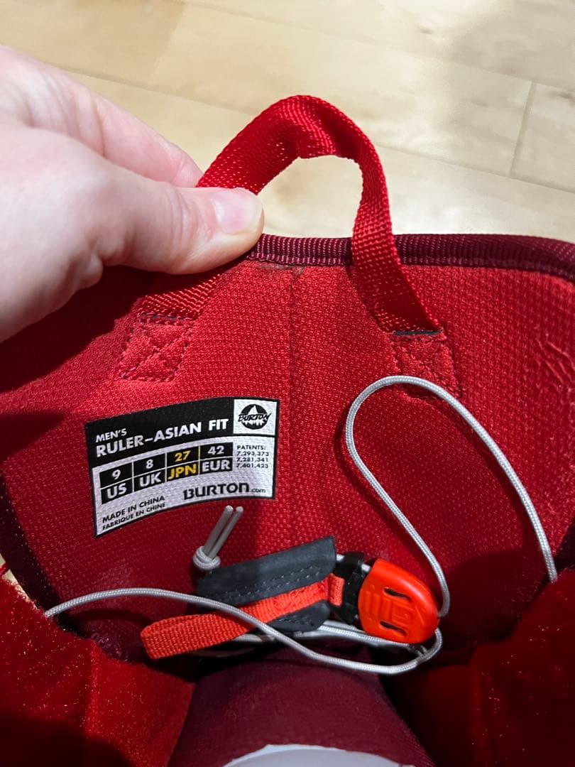 Burton スノーブーツ赤