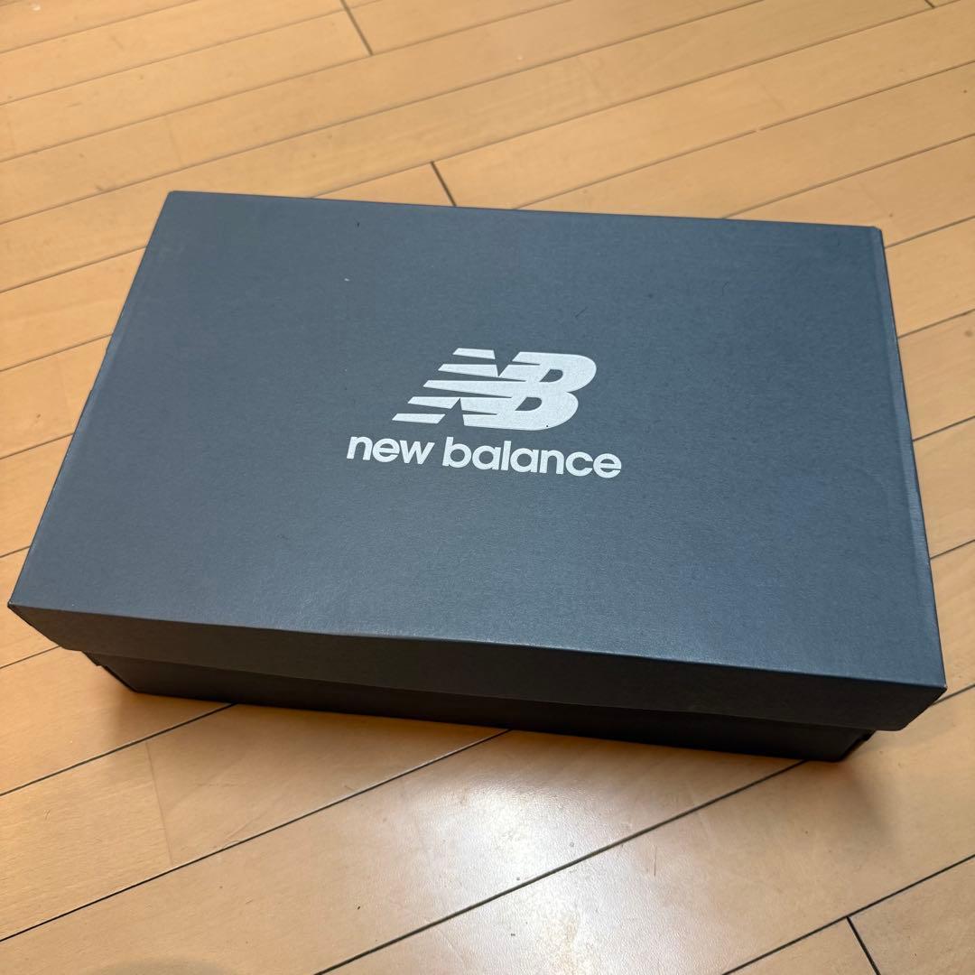 New Balance 2000 ブラック/グレー スニーカー