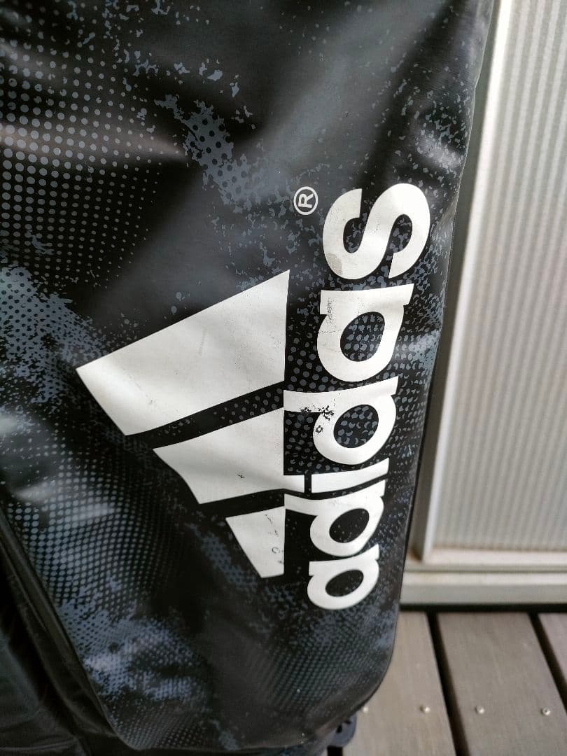 AIBO　アディダス スタンド キャディバッグ【ブラック＆カモフラ柄】