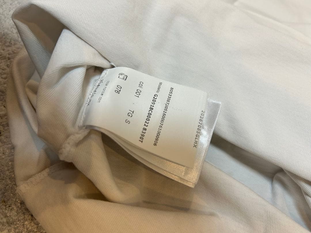 MONCLER ホワイト ロゴ Tシャツ