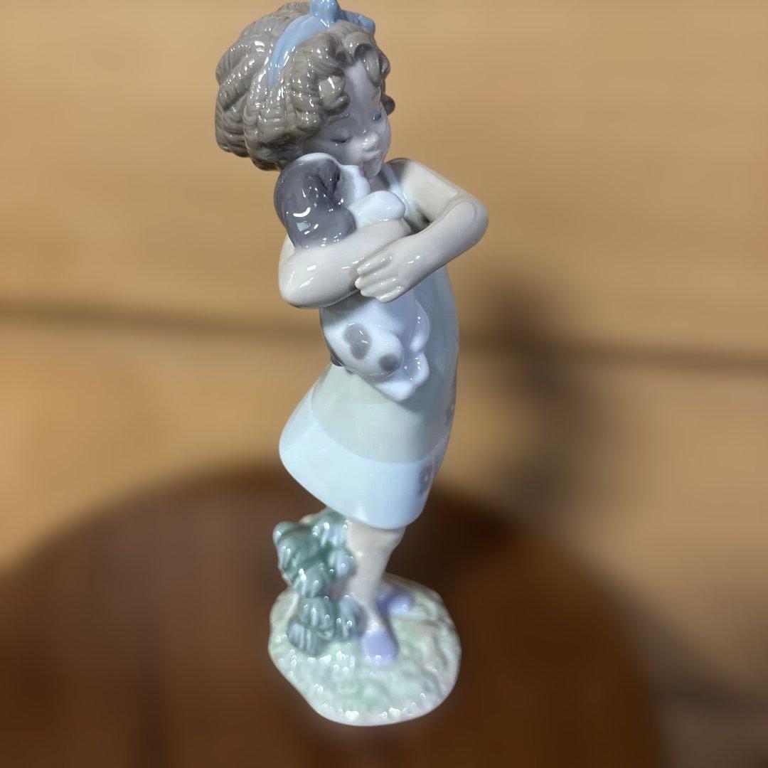 LLADRO リヤドロ そっと抱きしめて 8241フィギュリン