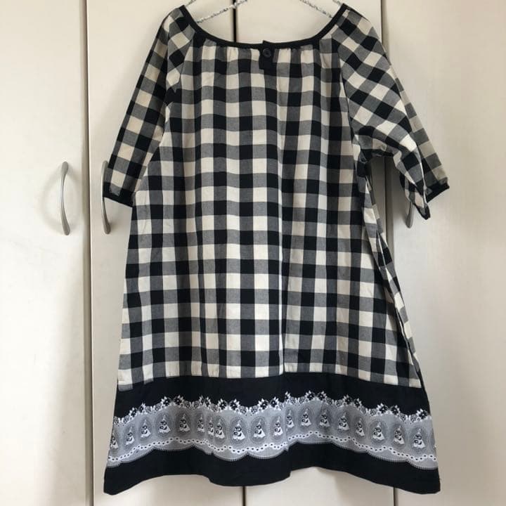 新品タグ付　ムーミンリトルミィ　ミイ　 モノトーン　エプロン　スモック　保育士