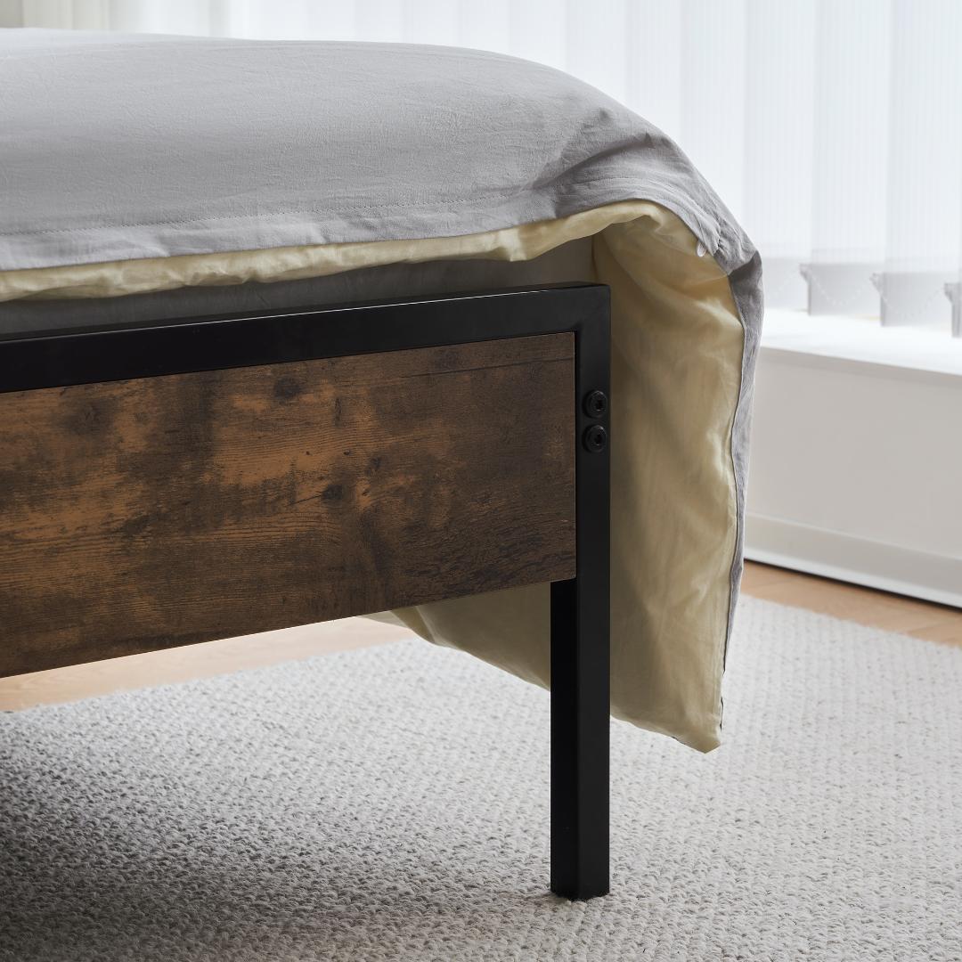 赤字価格！コンセント付きベッドフレーム【S・シングル】おしゃれ ヴィンテージ風