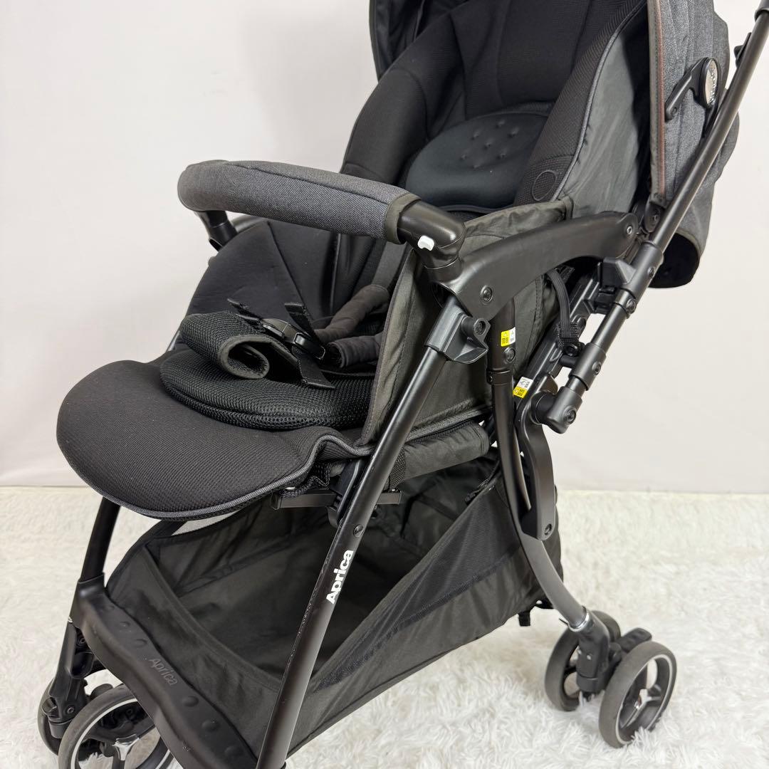「美品」aprica アップリカ　ラクーナ　クッション　フリー　プラス