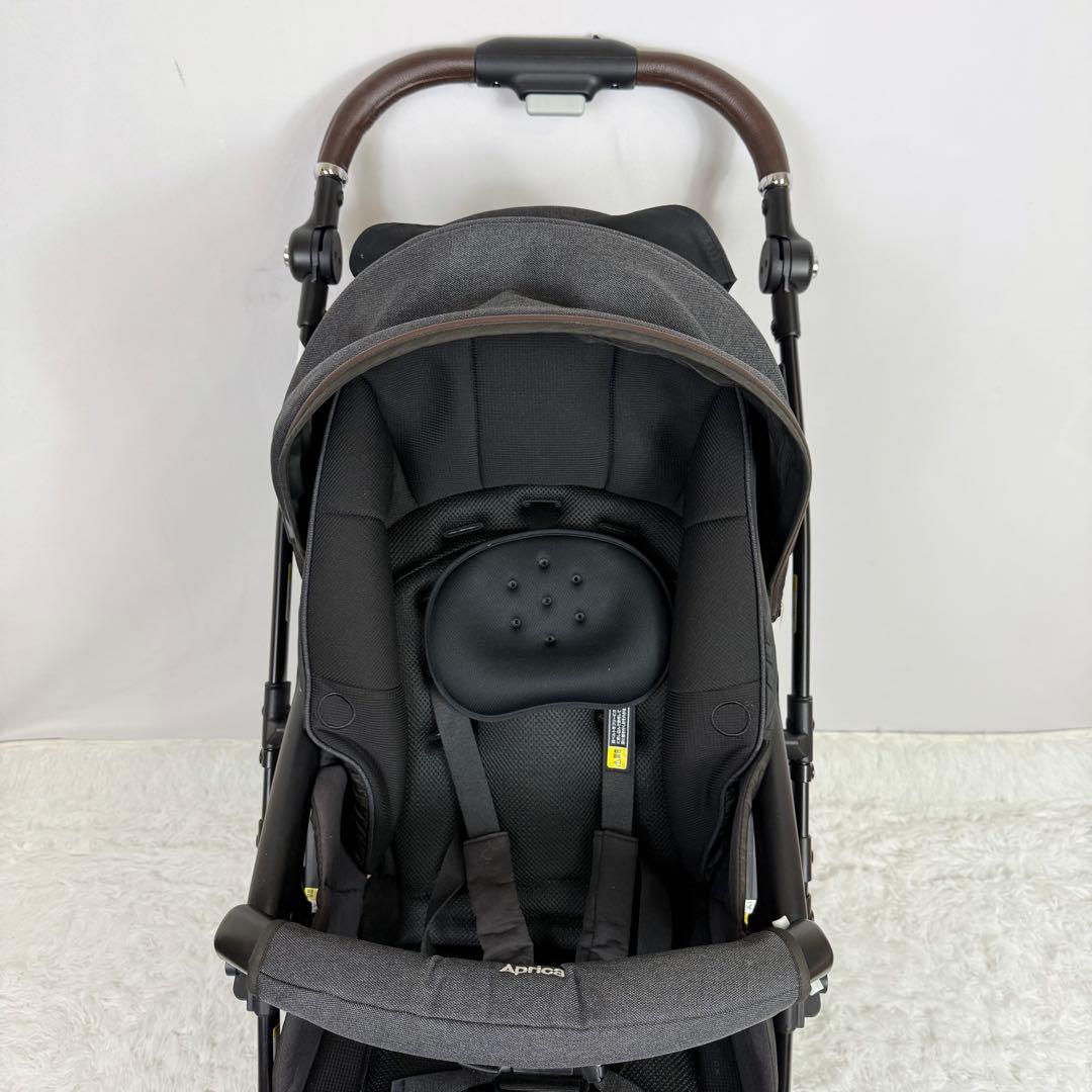 「美品」aprica アップリカ　ラクーナ　クッション　フリー　プラス