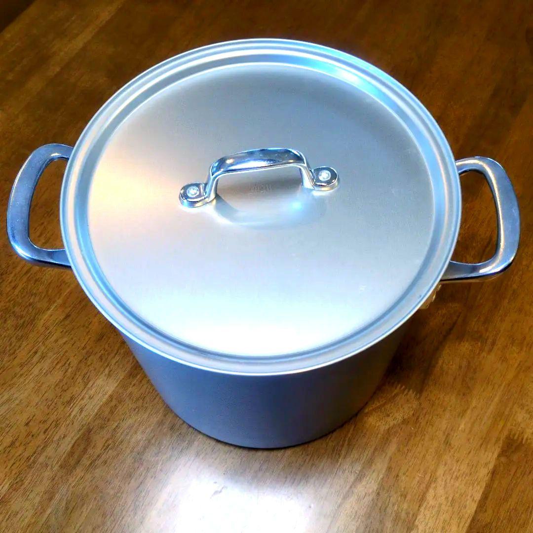 新品未使用品 アルミニウム製 24cm 寸胴鍋