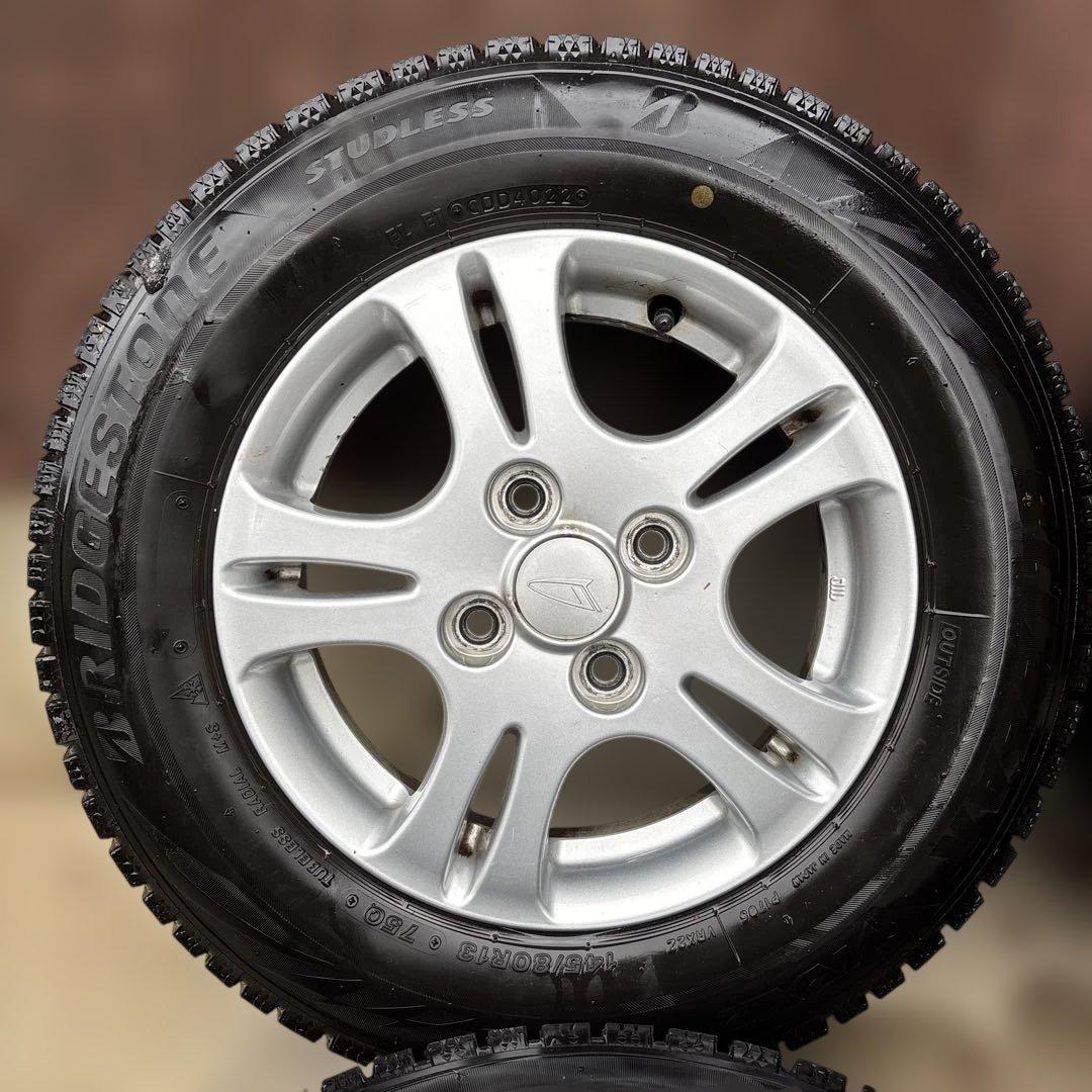 ブリヂストン BLIZZAK 145/80 R13スタッドレスタイヤ　ホイール①