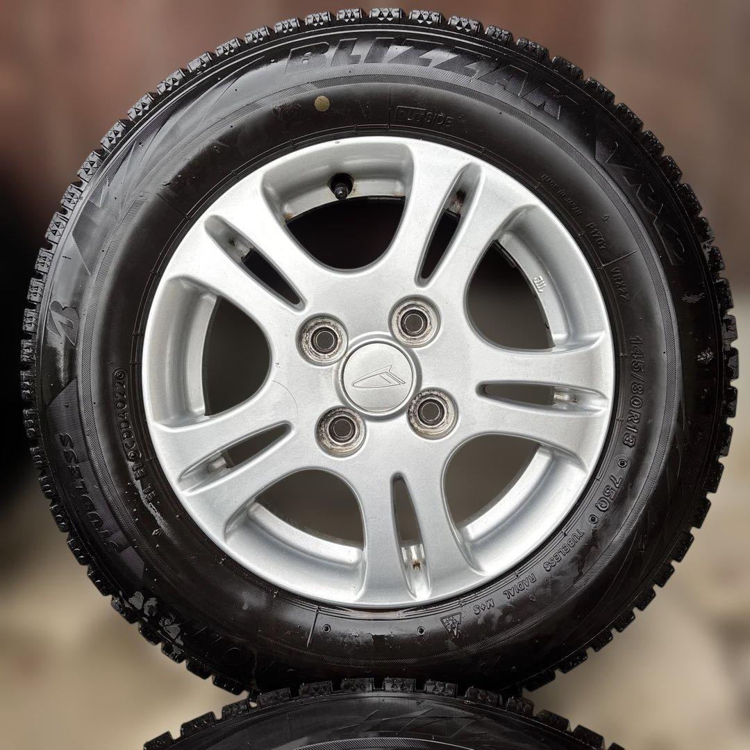 ブリヂストン BLIZZAK 145/80 R13スタッドレスタイヤ　ホイール①